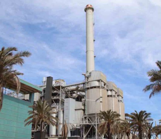 Muere un trabajador al sufrir un accidente en la incineradora de Tersa, en Sant Adrià Muere un trabajador al sufrir un accidente en la incineradora de Tersa, en Sant Adrià