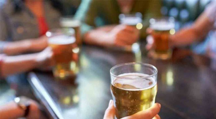 Se acabaron las rutas de alcohol en Barcelona Se acabaron las rutas de alcohol en Barcelona