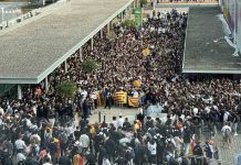 Tensión y enfrentamientos en la UAB por la visita del ultraderechista Vito Quiles Tensión y enfrentamientos en la UAB por la visita del ultraderechista Vito Quiles