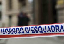 Ataque con arma blanca en plaza Catalunya en una pelea por una cadena de oro Ataque con arma blanca en plaza Catalunya en una pelea por una cadena de oro