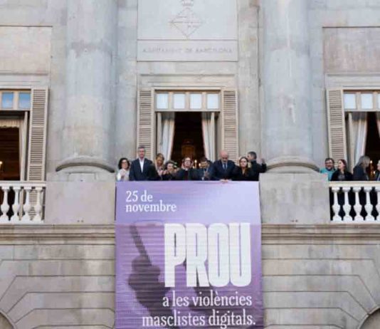 Barcelona conmemora el 25N poniendo el foco en la violencia digital Barcelona conmemora el 25N poniendo el foco en la violencia digital