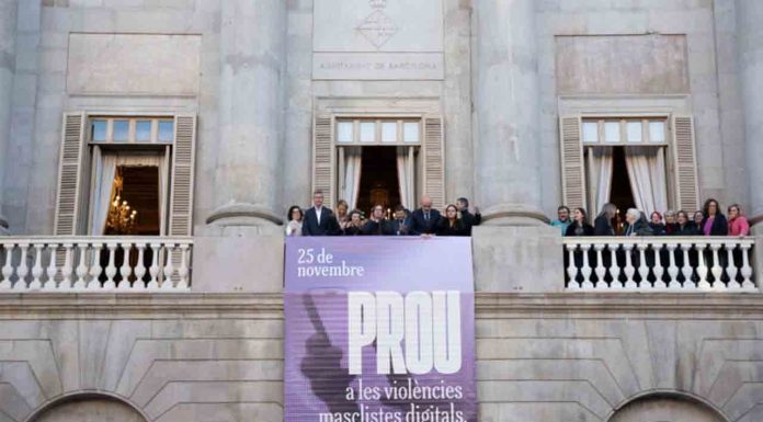 Barcelona conmemora el 25N poniendo el foco en la violencia digital Barcelona conmemora el 25N poniendo el foco en la violencia digital