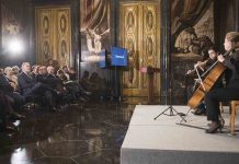 Barcelona conmemora la Kristallnacht, la Noche de los Cristales Rotos Barcelona conmemora la Kristallnacht, la Noche de los Cristales Rotos