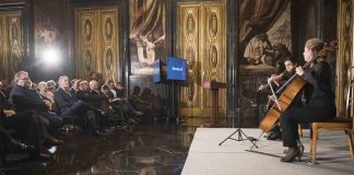 Barcelona conmemora la Kristallnacht, la Noche de los Cristales Rotos Barcelona conmemora la Kristallnacht, la Noche de los Cristales Rotos