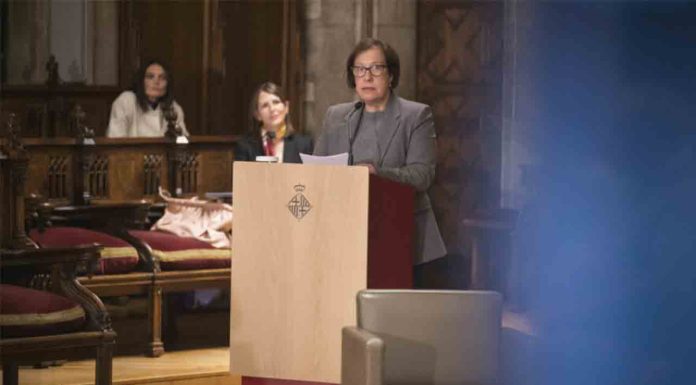 Barcelona rinde homenaje a Ernest Lluch y reivindica el valor del diálogo en Europa Barcelona rinde homenaje a Ernest Lluch y reivindica el valor del diálogo en Europa