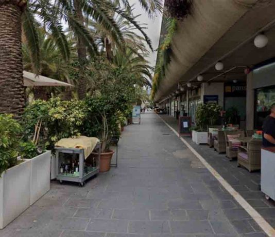 Barcelona intentará frenar el cierre de seis locales en el Port Olímpic Barcelona intentará frenar el cierre de seis locales en el Port Olímpic