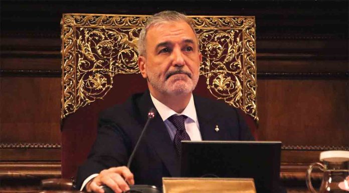 El Pleno rechaza el presupuesto de 2026 y Collboni recurre a una cuestión de confianza El Pleno rechaza el presupuesto de 2026 y Collboni recurre a una cuestión de confianza