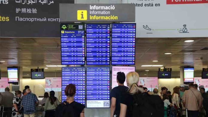 Las intensas lluvias provocan cancelaciones y demoras en el aeropuerto de Barcelona