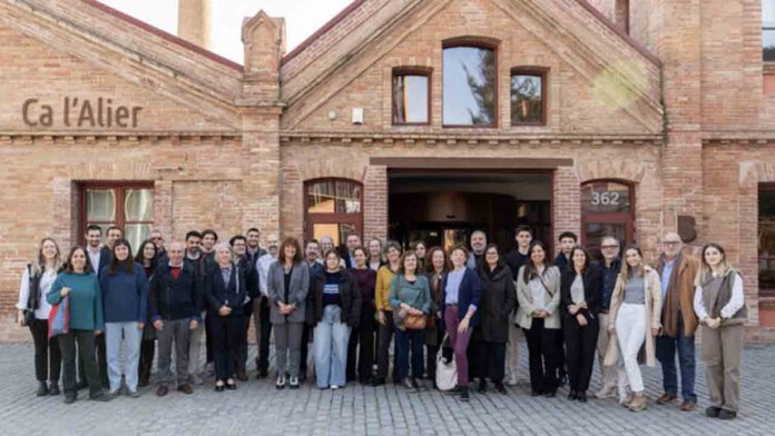 Barcelona impulsa soluciones innovadoras para el envejecimiento de la población Barcelona impulsa soluciones innovadoras para el envejecimiento de la población