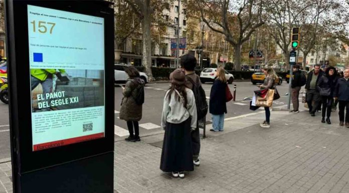 Barcelona prueba el panot del siglo XXI en un eje clave de la Gran Via Barcelona prueba el panot del siglo XXI en un eje clave de la Gran Via