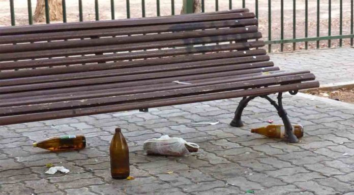 Barcelona renueva su ordenanza de civismo tras 20 años sin cambios Barcelona renueva su ordenanza de civismo tras 20 años sin cambios