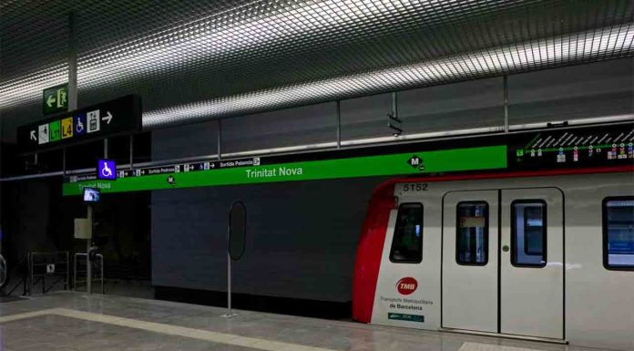 Detenidos dos jóvenes por una agresión a un vigilante del metro en noviembre Detenidos dos jóvenes por una agresión a un vigilante del metro en noviembre