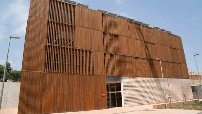 Reapertura del Centro de Vida Comunitaria de la Trinitat Vella Reapertura del Centro de Vida Comunitaria de la Trinitat Vella