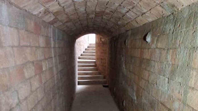 Un refugio antiaéreo oculto sale a la luz en las obras de La Sagrera Un refugio antiaéreo oculto sale a la luz en las obras de La Sagrera