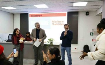 Barcelona entrega 19 pisos de alquiler asequible en el Raval Barcelona entrega 19 pisos de alquiler asequible en el Raval