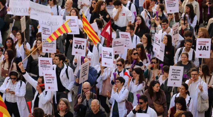 Los médicos retoman las movilizaciones y anuncian nuevas protestas Los médicos retoman las movilizaciones y anuncian nuevas protestas