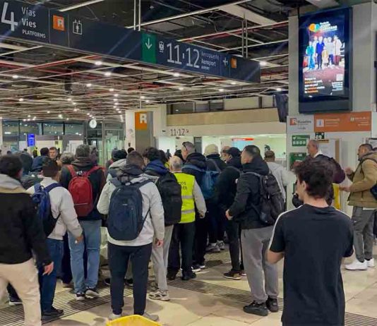 Rodalies intenta normalizar el servicio tras nuevas interrupciones matinales Rodalies intenta normalizar el servicio tras nuevas interrupciones matinales