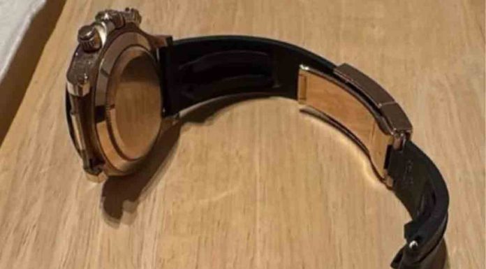 Agreden al ciclista Nicolas Roche para robarle el reloj Agreden al ciclista Nicolas Roche para robarle el reloj