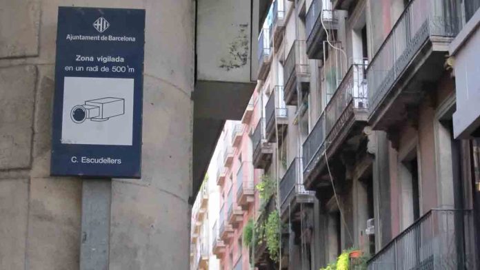 Barcelona refuerza la seguridad con nuevas cámaras de videovigilancia