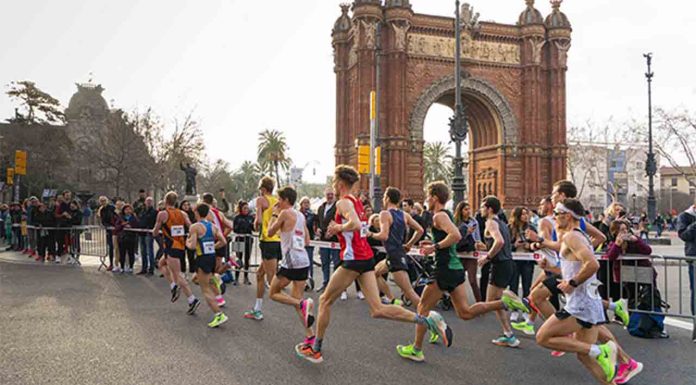 Barcelona se prepara para la 36ª Mitja Marató con 36.000 corredores Barcelona se prepara para la 36ª Mitja Marató con 36.000 corredores