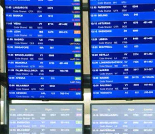 Cancelaciones y desvíos de 67 vuelos el El Prat por el fuerte temporal Cancelaciones y desvíos de más de 100 vuelos el El Prat por el fuerte temporal