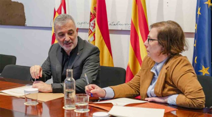 Collboni se reúne con los sindicatos por la crisis de Rodalies Collboni se reúne con los sindicatos por la crisis de Rodalies