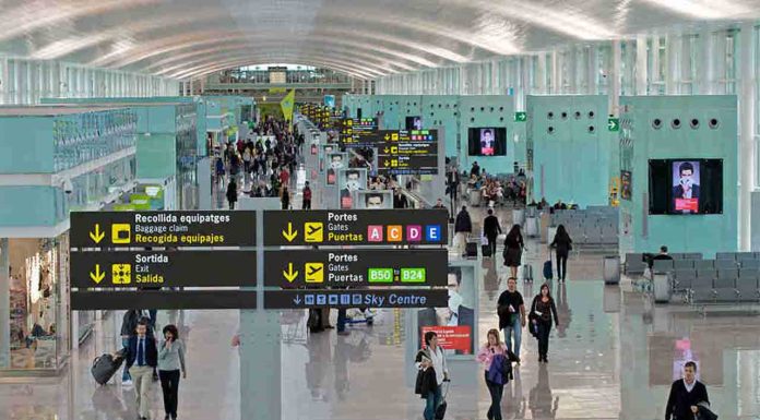 El aeropuerto de Barcelona supera los 9.100 vuelos previstos por el MWC 2026 El aeropuerto de Barcelona supera los 9.100 vuelos previstos por el MWC 2026
