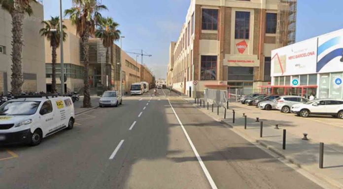 En estado grave el capitán de un yate tras un accidente con patinete en el puerto En estado grave el capitán de un yate tras un accidente con patinete en el puerto
