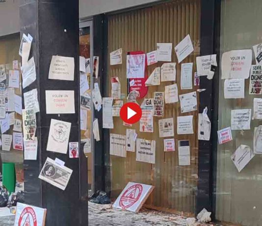 Protesta de trabajadores sociales por el bloqueo del convenio en Catalunya Protesta de trabajadores sociales por el bloqueo del convenio en Catalunya