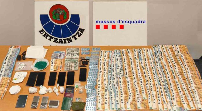 Desarticulado un grupo de narcotráfico que operaba entre Catalunya y País Vasco Desarticulado un grupo de narcotráfico que operaba entre Catalunya y País Vasco