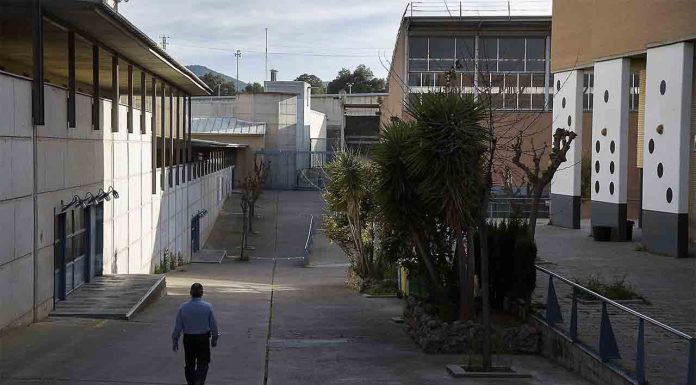 El padre del bebé abusado sufre una agresión en la prisión de Brians 1 El padre del bebé abusado sufre una agresión en la prisión de Brians 1