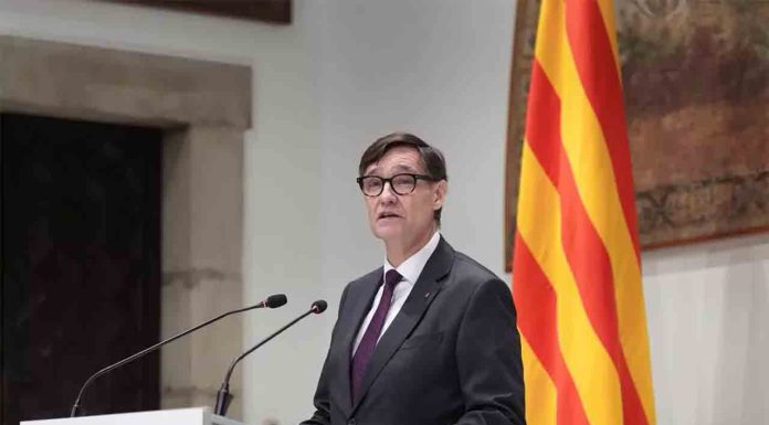 Illa defiende los Presupuestos como “escudo social” frente al contexto internacional Illa defiende los Presupuestos como “escudo social” frente al contexto internacional