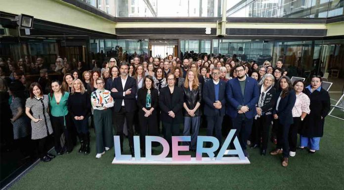 LIDERA, un espacio para impulsar la trayectoria profesional de las mujeres LIDERA, un espacio para impulsar la trayectoria profesional de las mujeres