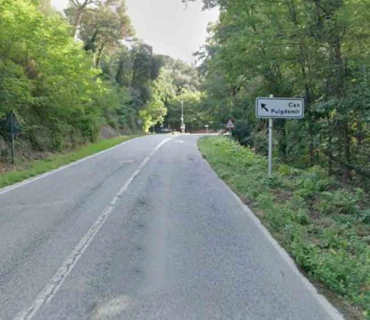 Muere un motorista barcelonés tras chocar con un corzo en Vallgorguina Muere un motorista barcelonés tras chocar con un corzo en Vallgorguina