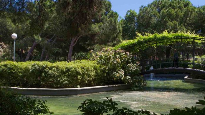 Detenidos tres hombres por agresión sexual grupal a una menor en La Sagrera