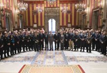 Reconocimiento a la labor de los bomberos con la entrega de medallas y Genovevas Reconocimiento de la labor de sus bomberos con la entrega de medallas y Genovevas