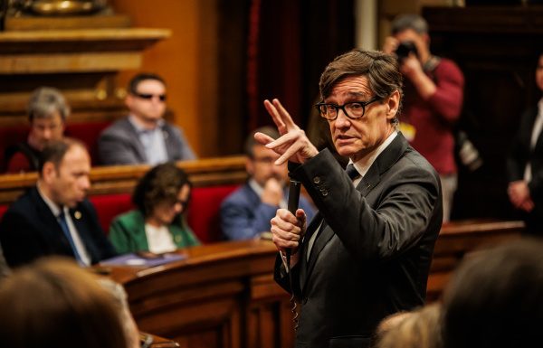 El Parlament impulsa la Ley del Taxi con un amplio consenso