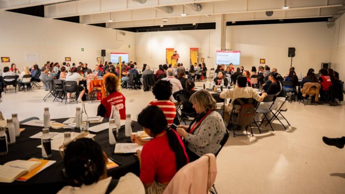 Barcelona activa un nuevo modelo de participación ciudadana en los Servicios Sociales