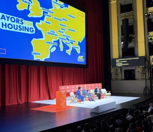 Barcelona impulsa un modelo de rehabilitación de viviendas en el Bloomberg CityLab Barcelona impulsa un modelo de rehabilitación de viviendas en el Bloomberg CityLab