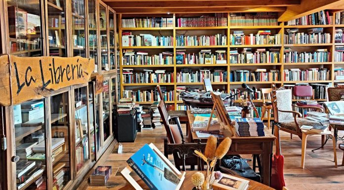 Barcelona refuerza el papel de las librerías como motor cultural de la ciudad Barcelona refuerza el papel de las librerías como motor cultural de la ciudad