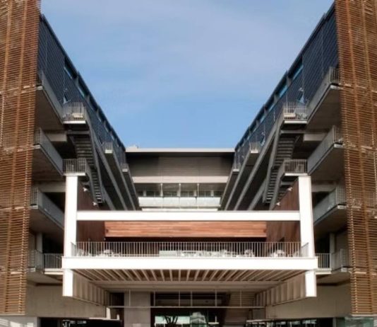 Barcelona reúne a expertos en acústica para abordar el impacto del ruido en la salud Barcelona reúne a expertos en acústica para abordar el impacto del ruido en la salud