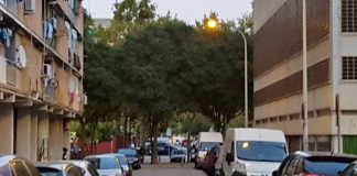 Cinco detenidos en tres narcopisos de Sant Martí e incautadas tres pistolas Cinco detenidos en tres narcopisos de Sant Martí e incautadas tres pistolas