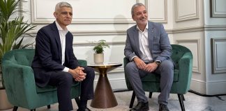Collboni y Sadiq Khan refuerzan la cooperación entre Barcelona y Londres en vivienda y clima Collboni y Sadiq Khan refuerzan la cooperación entre Barcelona y Londres en vivienda y clima