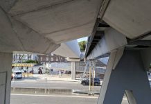 Corte en la C-31 para completar la nueva pasarela peatonal entre Castelldefels y Gavà Corte en la C-31 para completar la nueva pasarela peatonal entre Castelldefels y Gavà