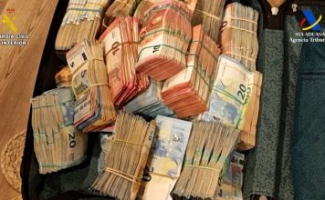 Desarticulada en Barcelona una red que introducía cocaína por vía marítima Desarticulada en Barcelona una red que introducía cocaína por vía marítima