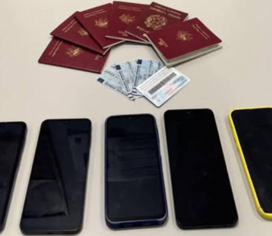 Detenido en Barcelona con documentos falsos al intentar abrir una cuenta bancaria Detenido en Barcelona con documentos falsos al intentar abrir una cuenta bancaria