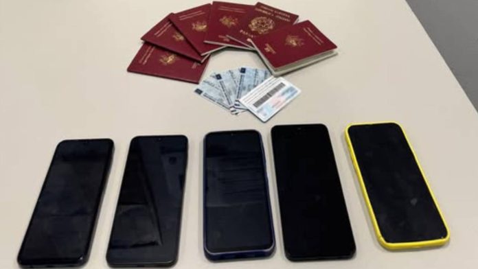 Detenido en Barcelona con documentos falsos al intentar abrir una cuenta bancaria