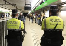 Detenido tras huir por el túnel del metro después del intento de robo de un reloj Detenido tras huir por el túnel del metro después de un intento de robo de un reloj