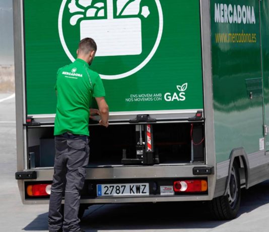 El paro registra una caída en marzo con 323.476 desempleados El paro registra una caída en marzo con 323.476 desempleados