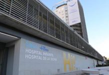 El bebé maltratado en Barcelona recibe el alta y pasa a una familia de acogida El bebé maltratado en Barcelona recibe el alta y pasa a una familia de acogida